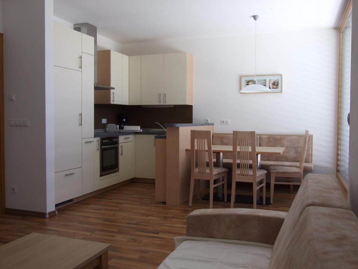 Tauberhof Apartments Брессаноне Екстер'єр фото