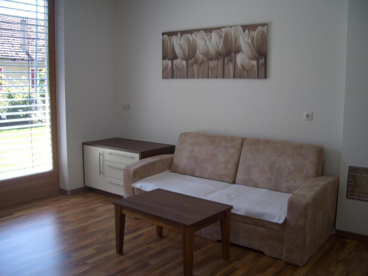 Tauberhof Apartments Брессаноне Екстер'єр фото